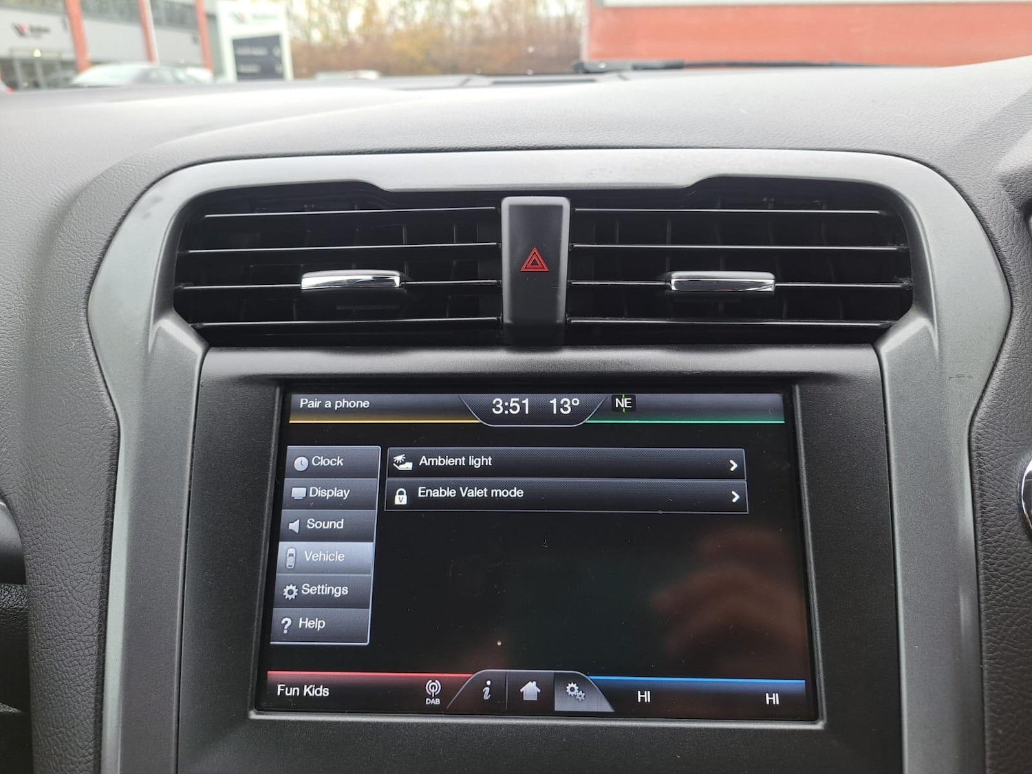 Used Ford Mondeo 2015 for sale - 76832929: Photo 39