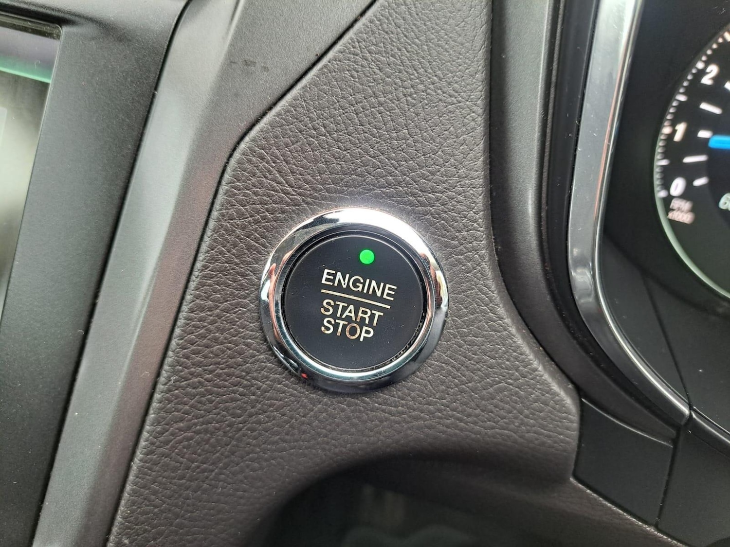 Used Ford Mondeo 2015 for sale - 76832929: Photo 43