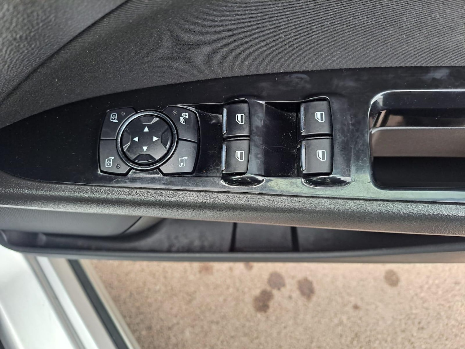 Used Ford Mondeo 2015 for sale - 76832929: Photo 51