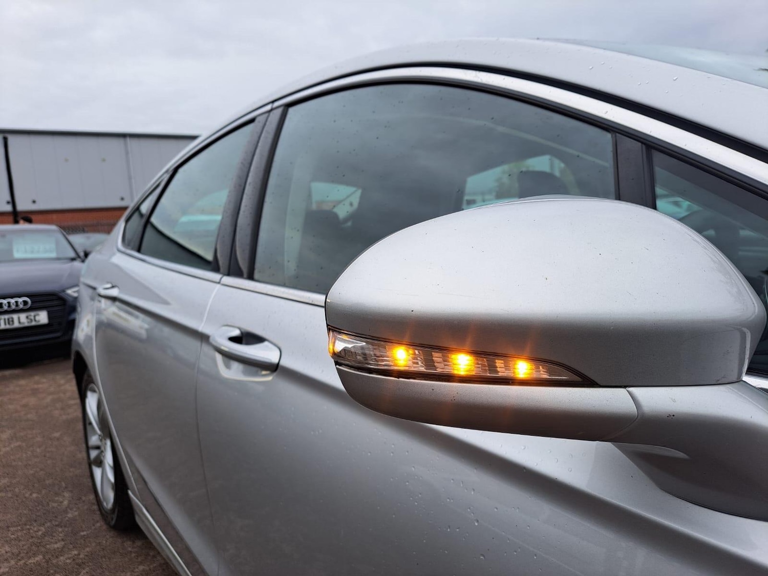 Used Ford Mondeo 2015 for sale - 76832929: Photo 65