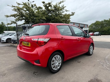 Used Toyota Yaris 2019 for sale - 78843152: Photo