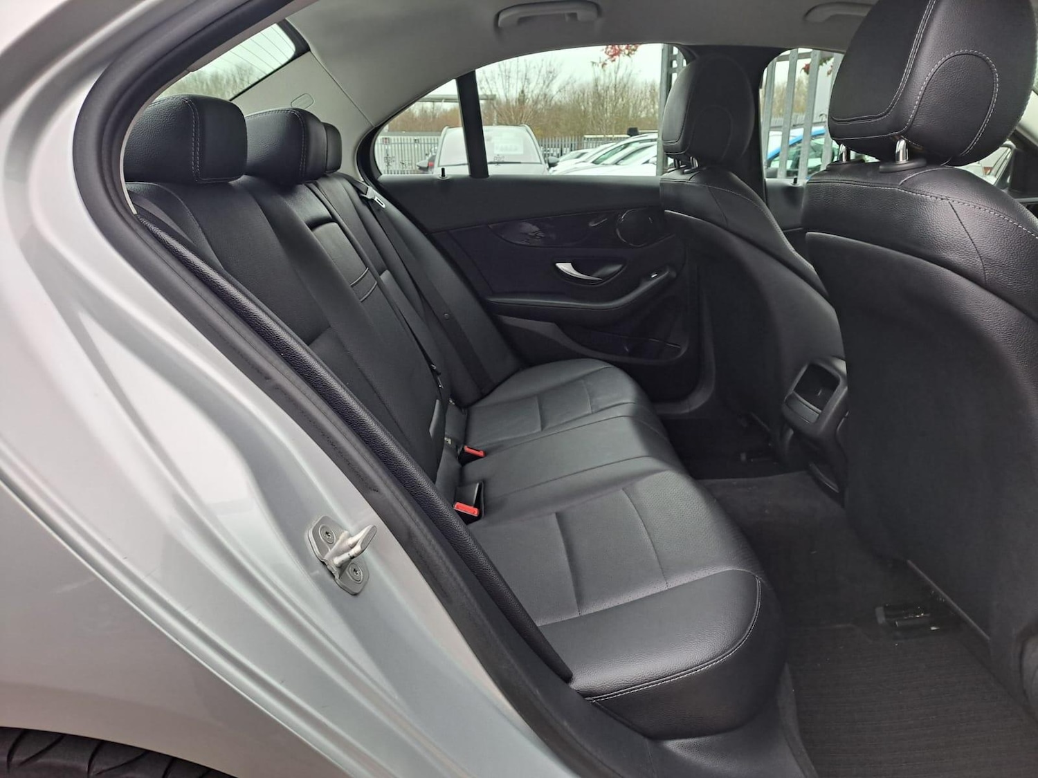 Used Mercedes-Benz C Class 2015 for sale - 77057543: Photo 12