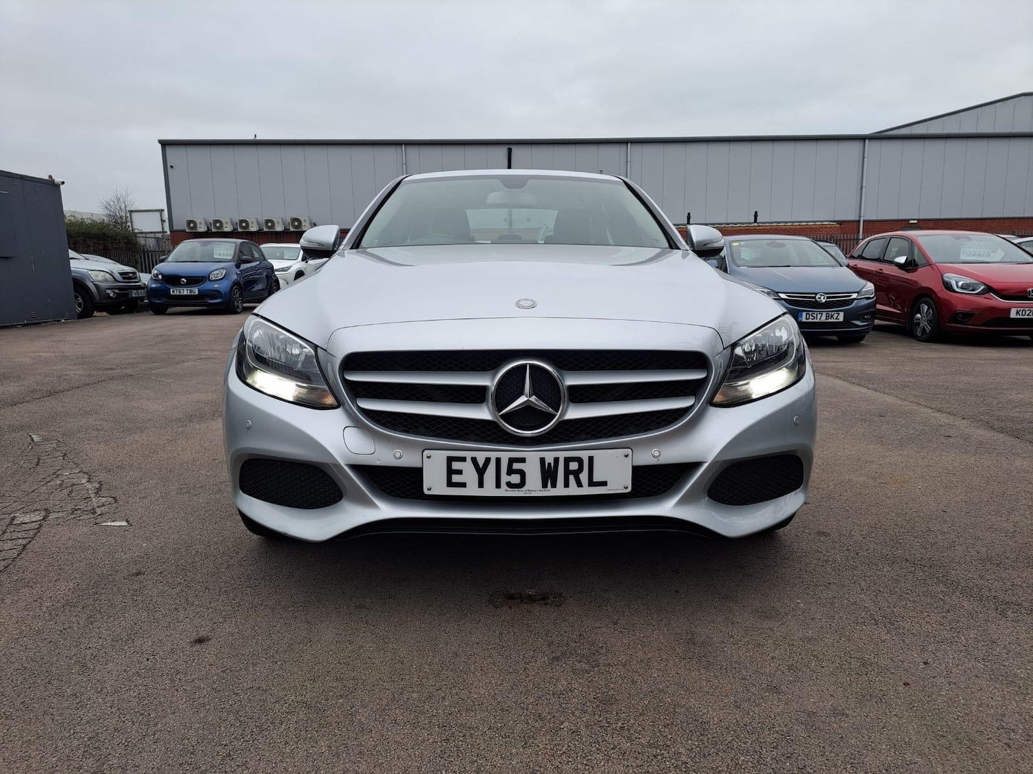 Used Mercedes-Benz C Class 2015 for sale - 77057543: Photo 2