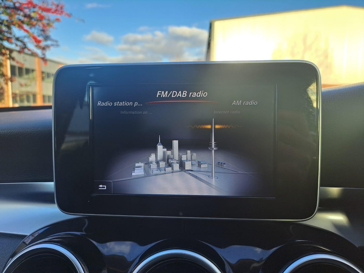 Used Mercedes-Benz C Class 2015 for sale - 77057543: Photo 33