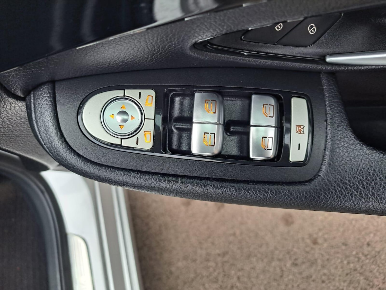 Used Mercedes-Benz C Class 2015 for sale - 77057543: Photo 59