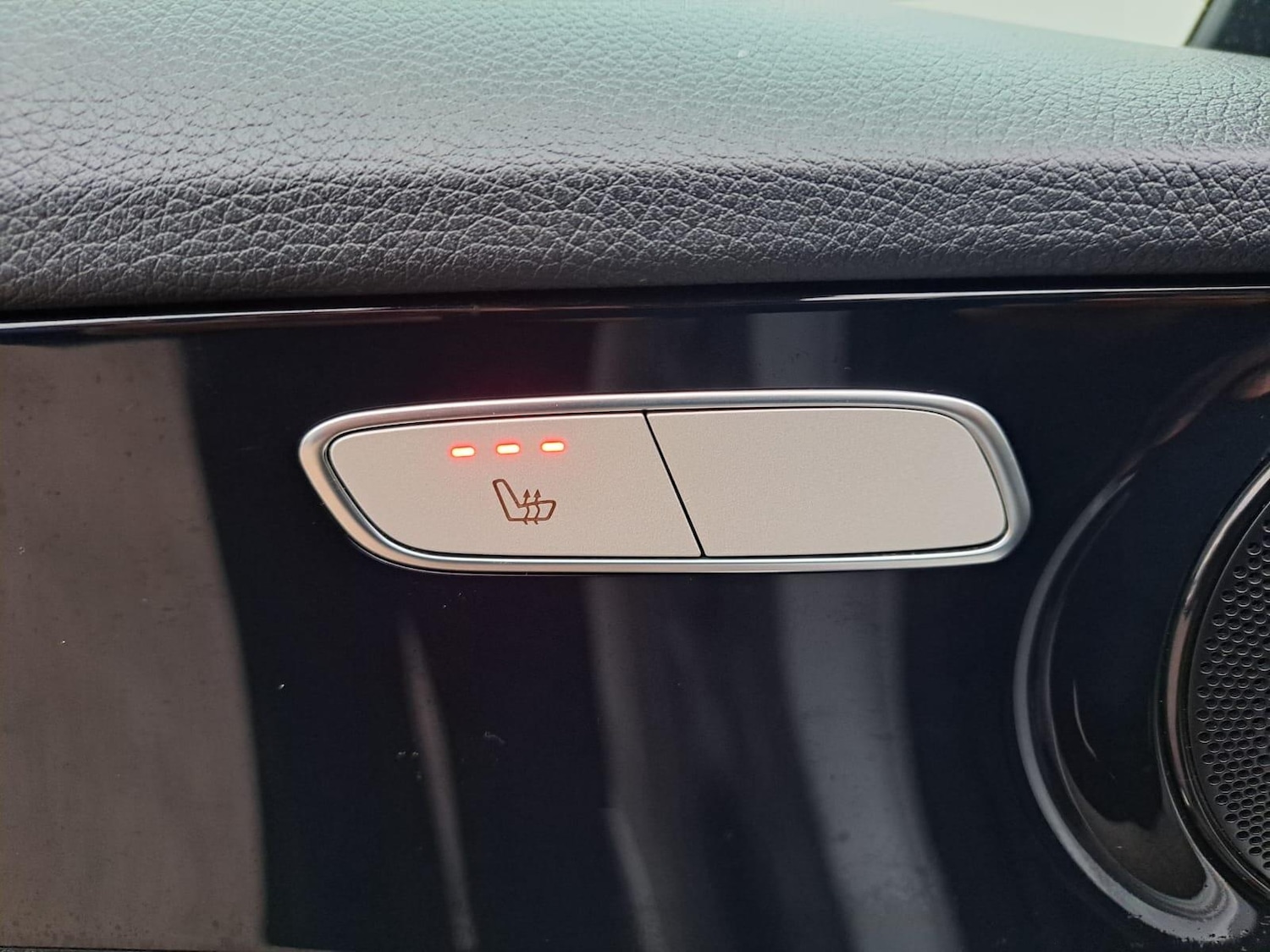 Used Mercedes-Benz C Class 2015 for sale - 77057543: Photo 69