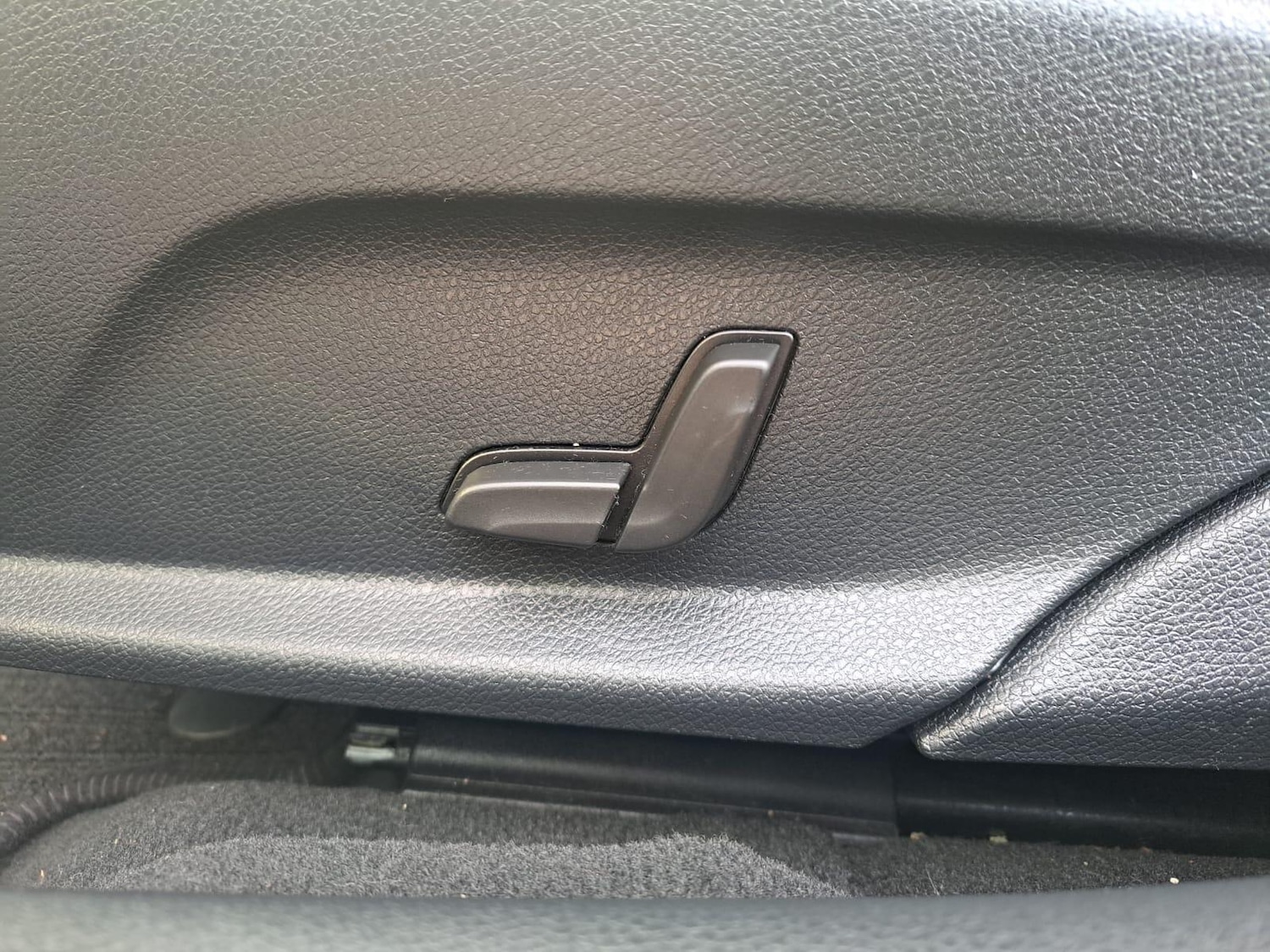 Used Mercedes-Benz C Class 2015 for sale - 77057543: Photo 71