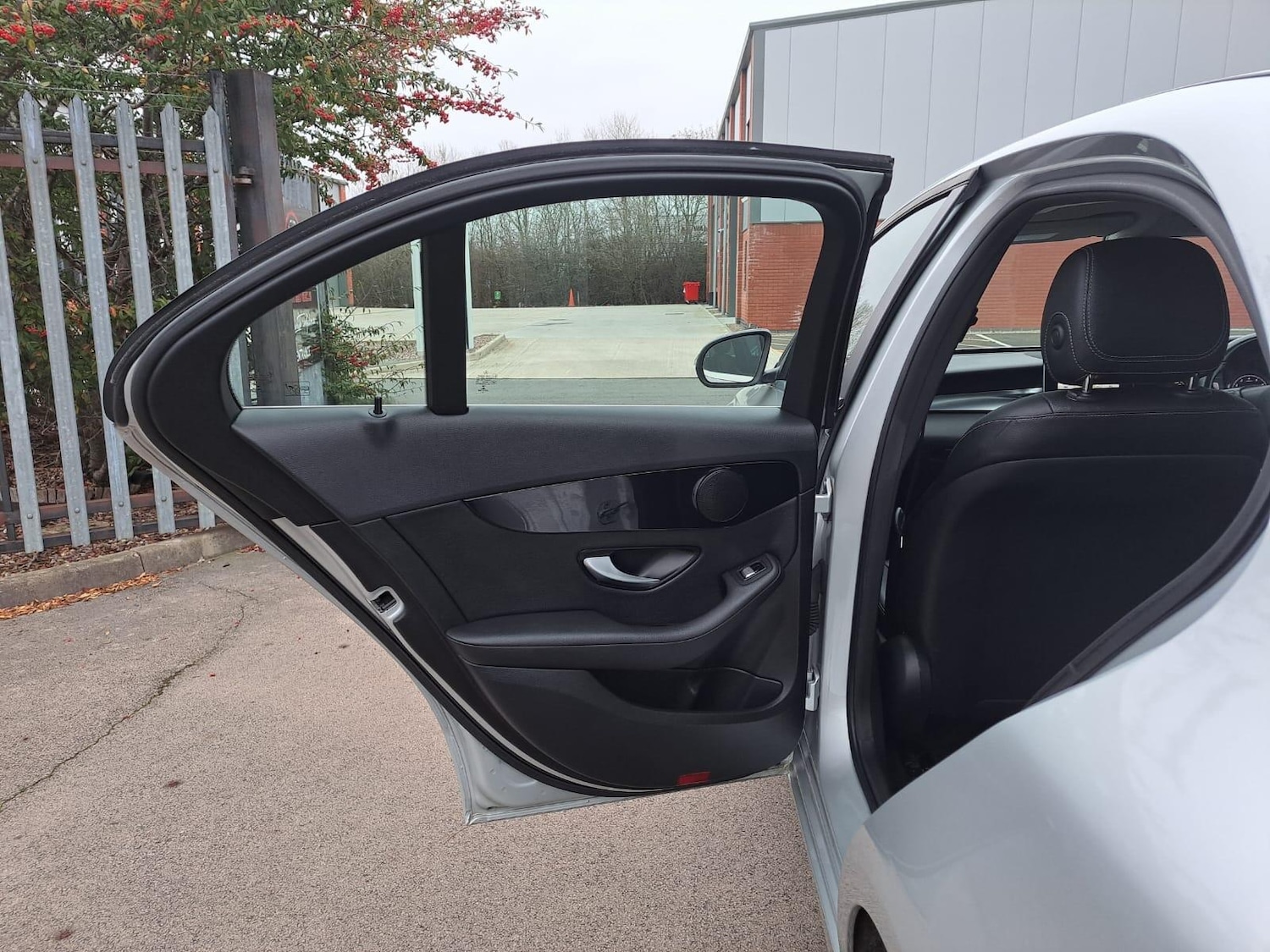 Used Mercedes-Benz C Class 2015 for sale - 77057543: Photo 72