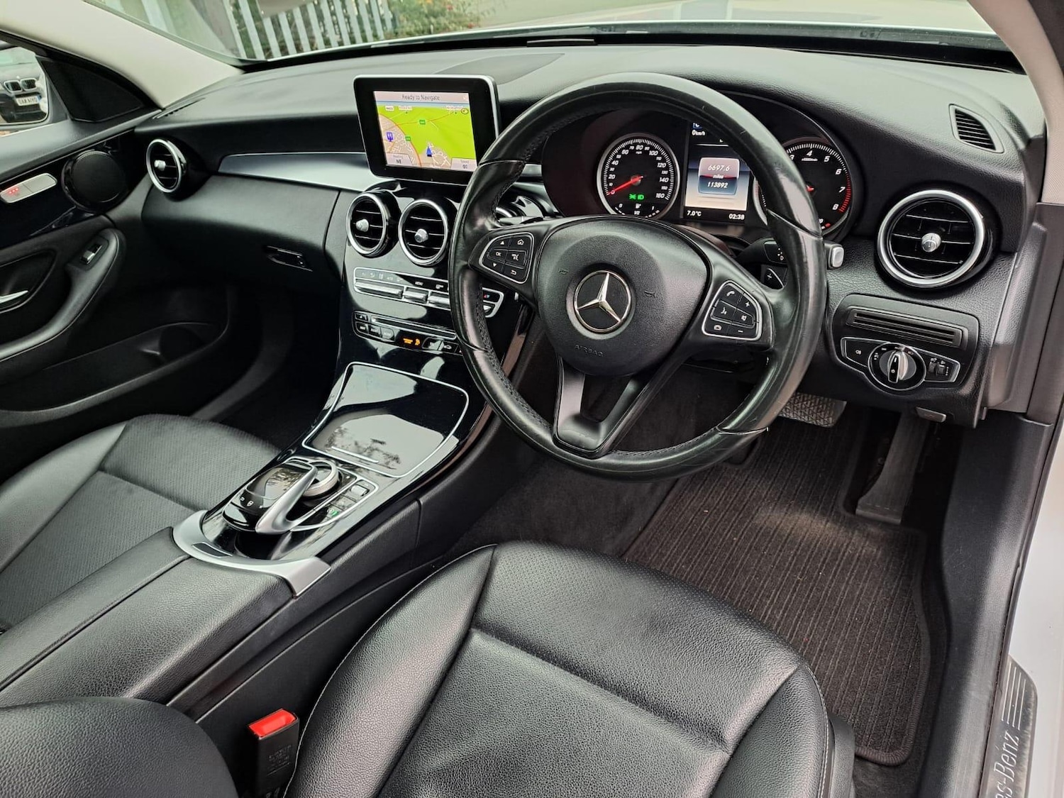 Used Mercedes-Benz C Class 2015 for sale - 77057543: Photo 9