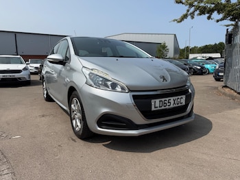 Used Peugeot 208 2015 for sale - 79269150: Photo