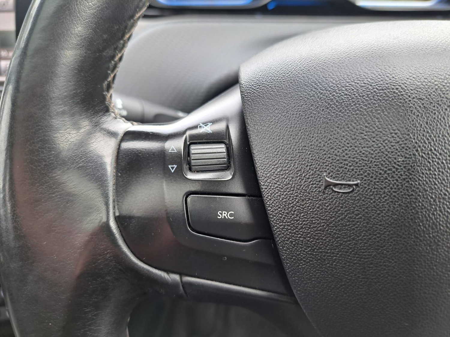 Used Peugeot 2008 2013 for sale - 76371542: Photo 35