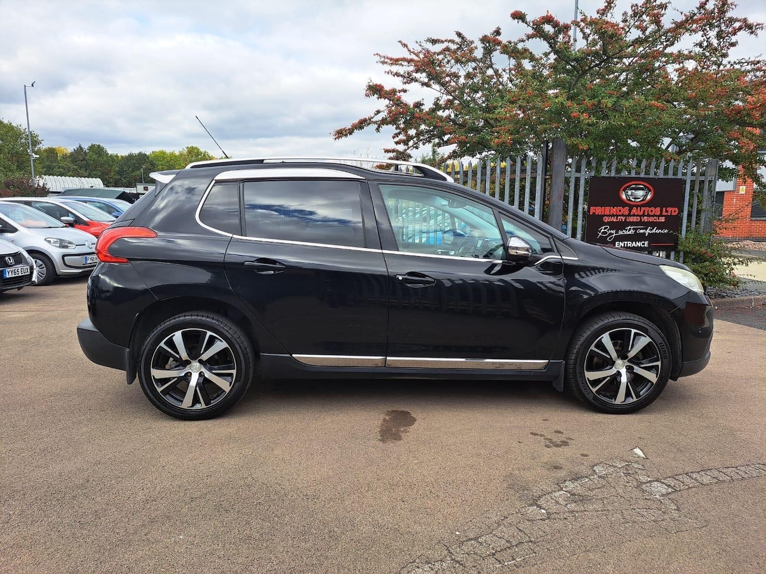 Used Peugeot 2008 2013 for sale - 76371542: Photo 4