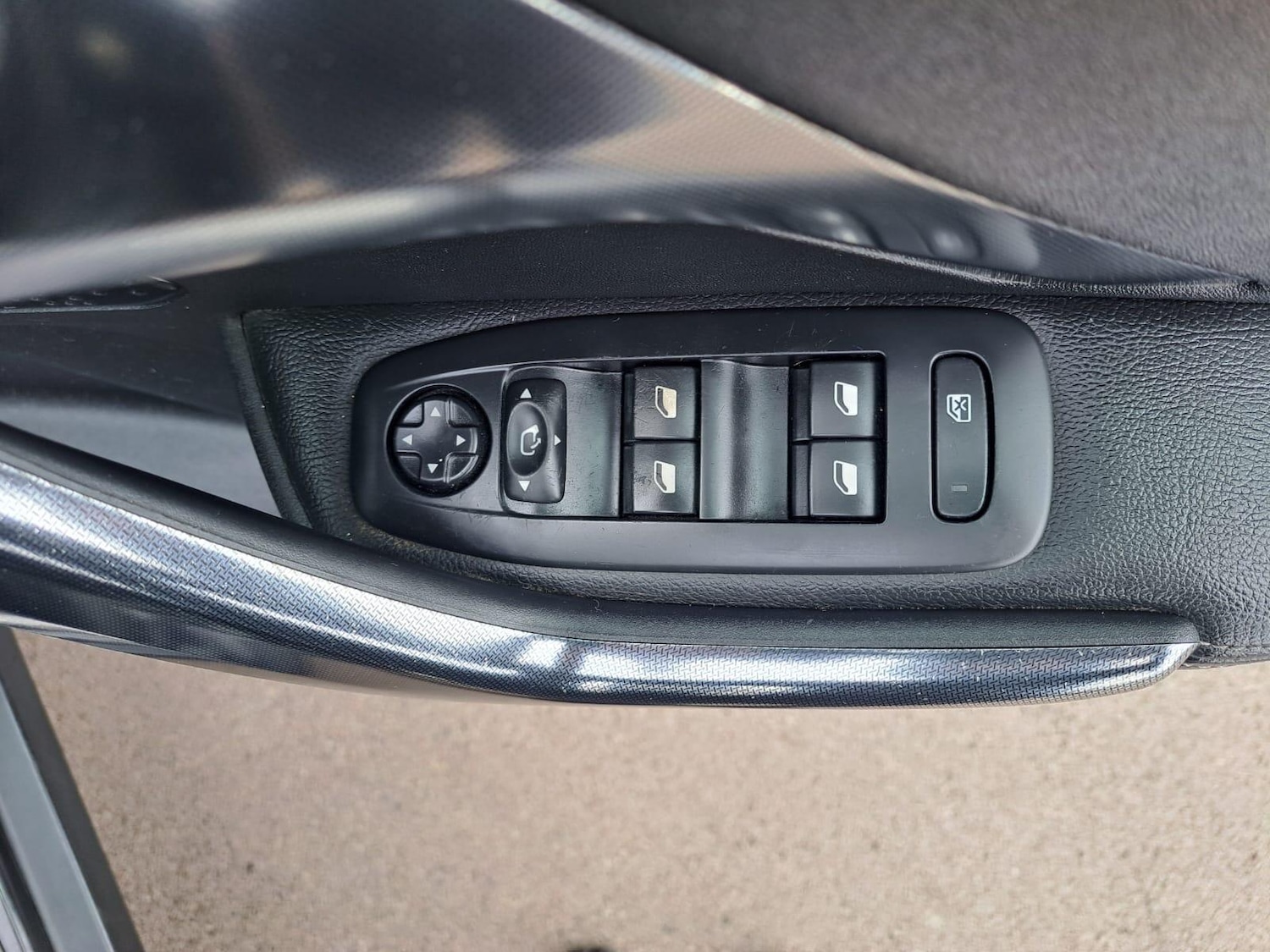 Used Peugeot 2008 2013 for sale - 76371542: Photo 58