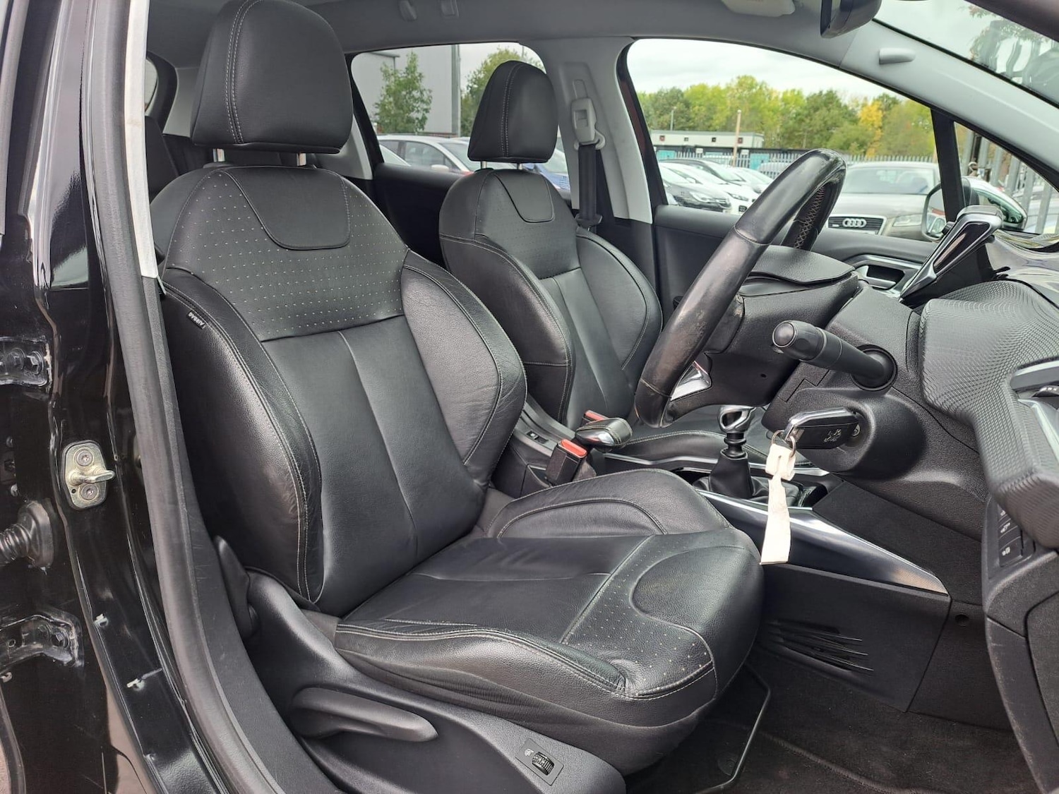 Used Peugeot 2008 2013 for sale - 76371542: Photo 60