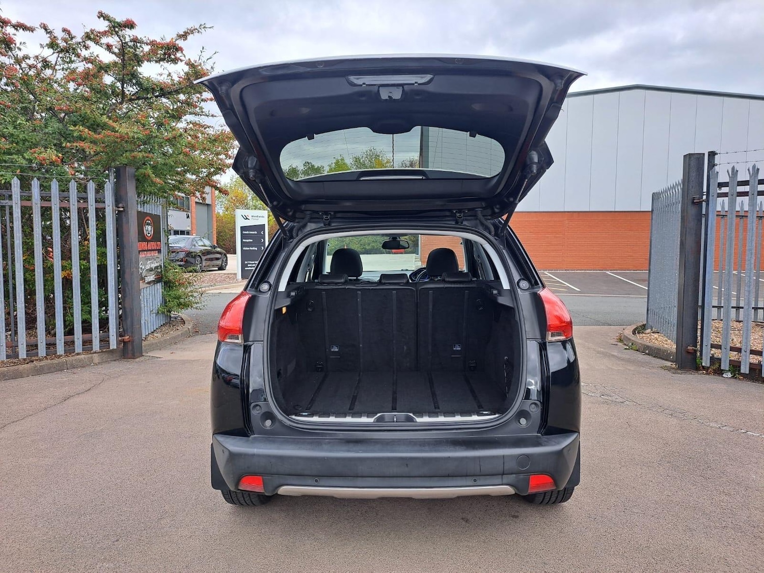 Used Peugeot 2008 2013 for sale - 76371542: Photo 74