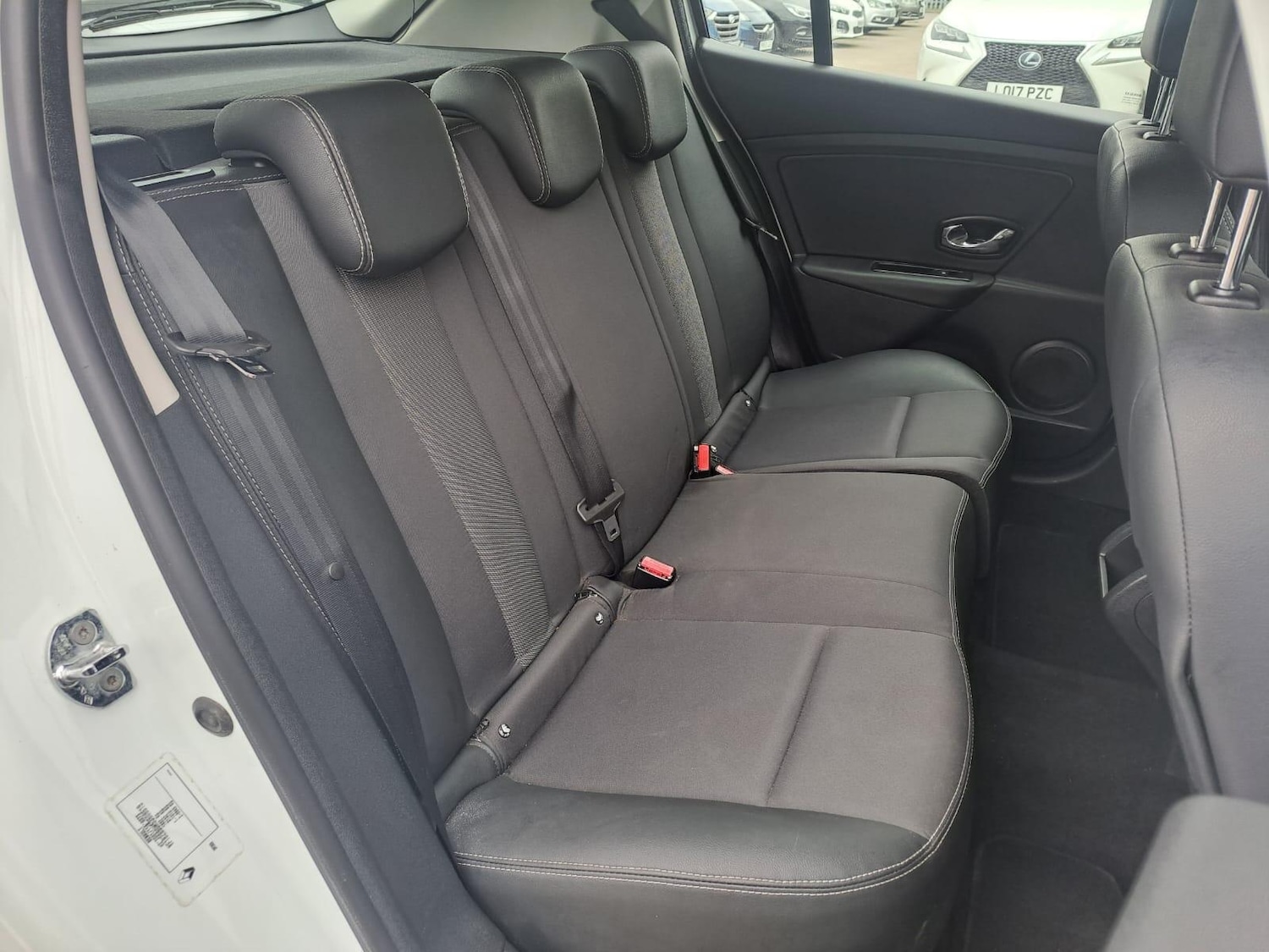 Used Renault Megane 2015 for sale - 76990335: Photo 13