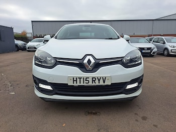 Used Renault Megane 2015 for sale - 76990335: Photo