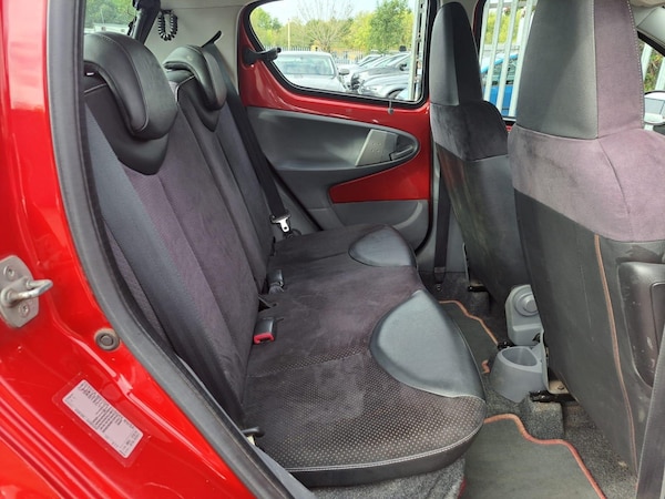 Used Toyota AYGO 2011 for sale - 76084270: Photo 12
