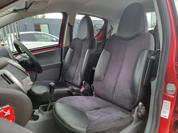 Used Toyota AYGO 2011 for sale - 76084270: Photo 18