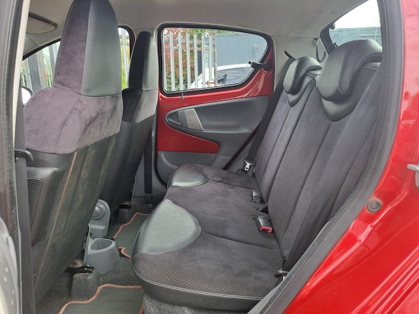 Used Toyota AYGO 2011 for sale - 76084270: Photo 19