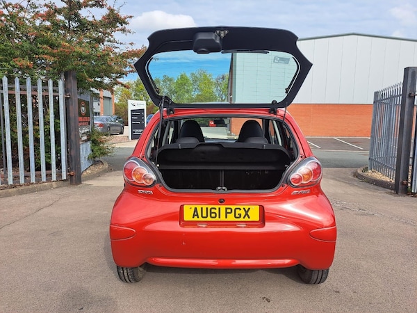Used Toyota AYGO 2011 for sale - 76084270: Photo 35