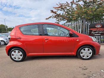 Used Toyota AYGO 2011 for sale - 76084270: Photo 3