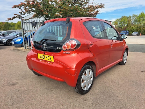 Used Toyota AYGO 2011 for sale - 76084270: Photo 4