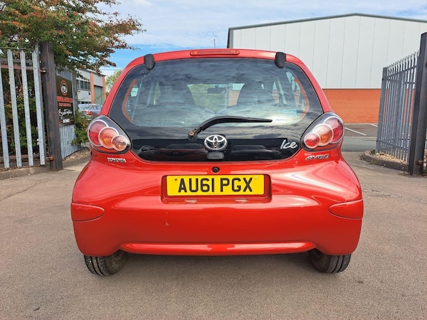 Used Toyota AYGO 2011 for sale - 76084270: Photo 5