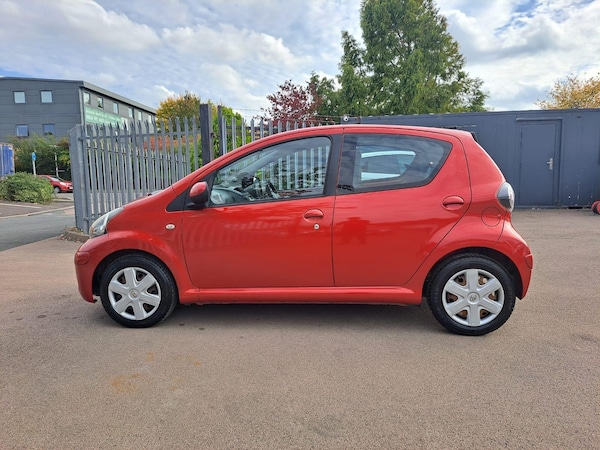 Used Toyota AYGO 2011 for sale - 76084270: Photo 7