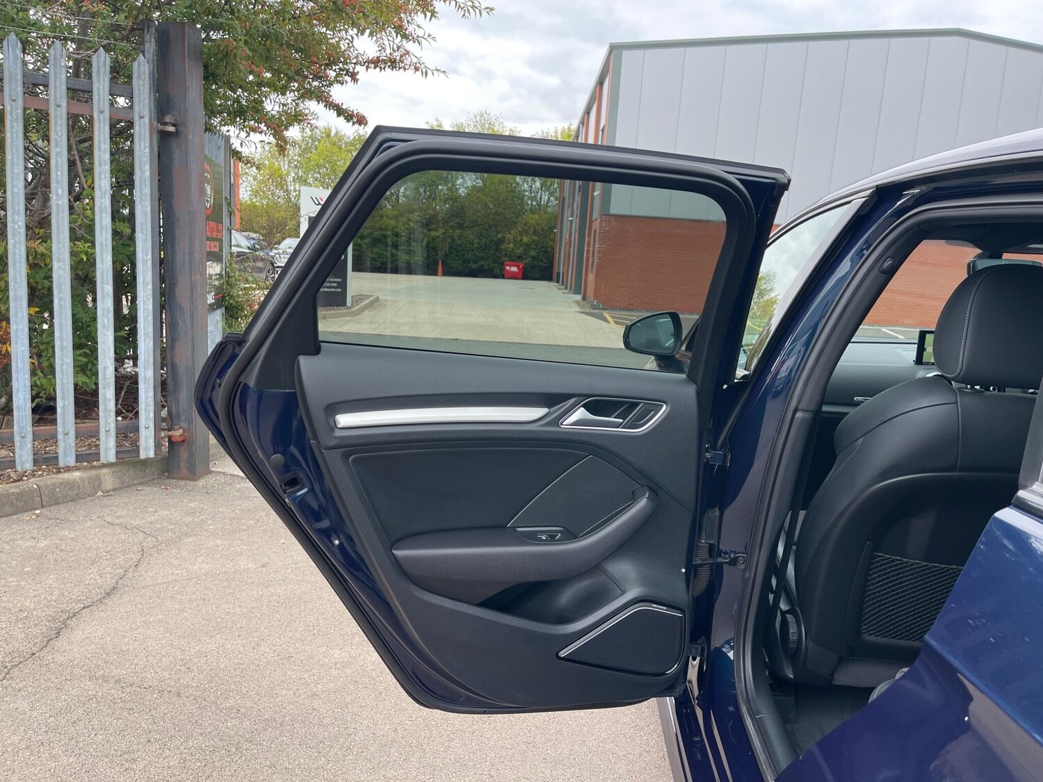 Used Audi A3 2018 for sale - 76084383: Photo 44