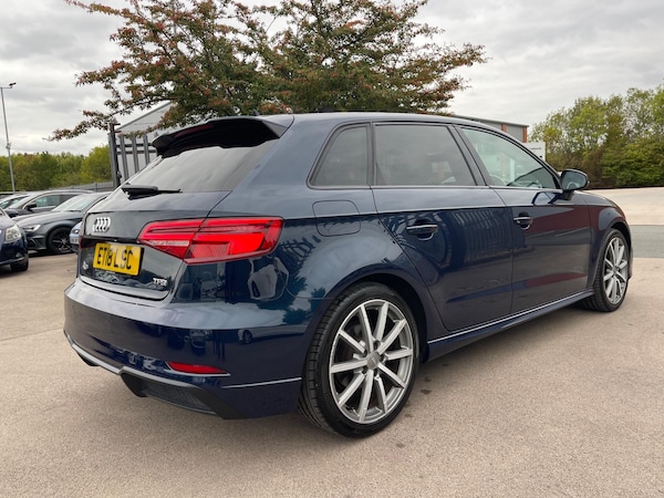 Used Audi A3 2018 for sale - 76084383: Photo 4
