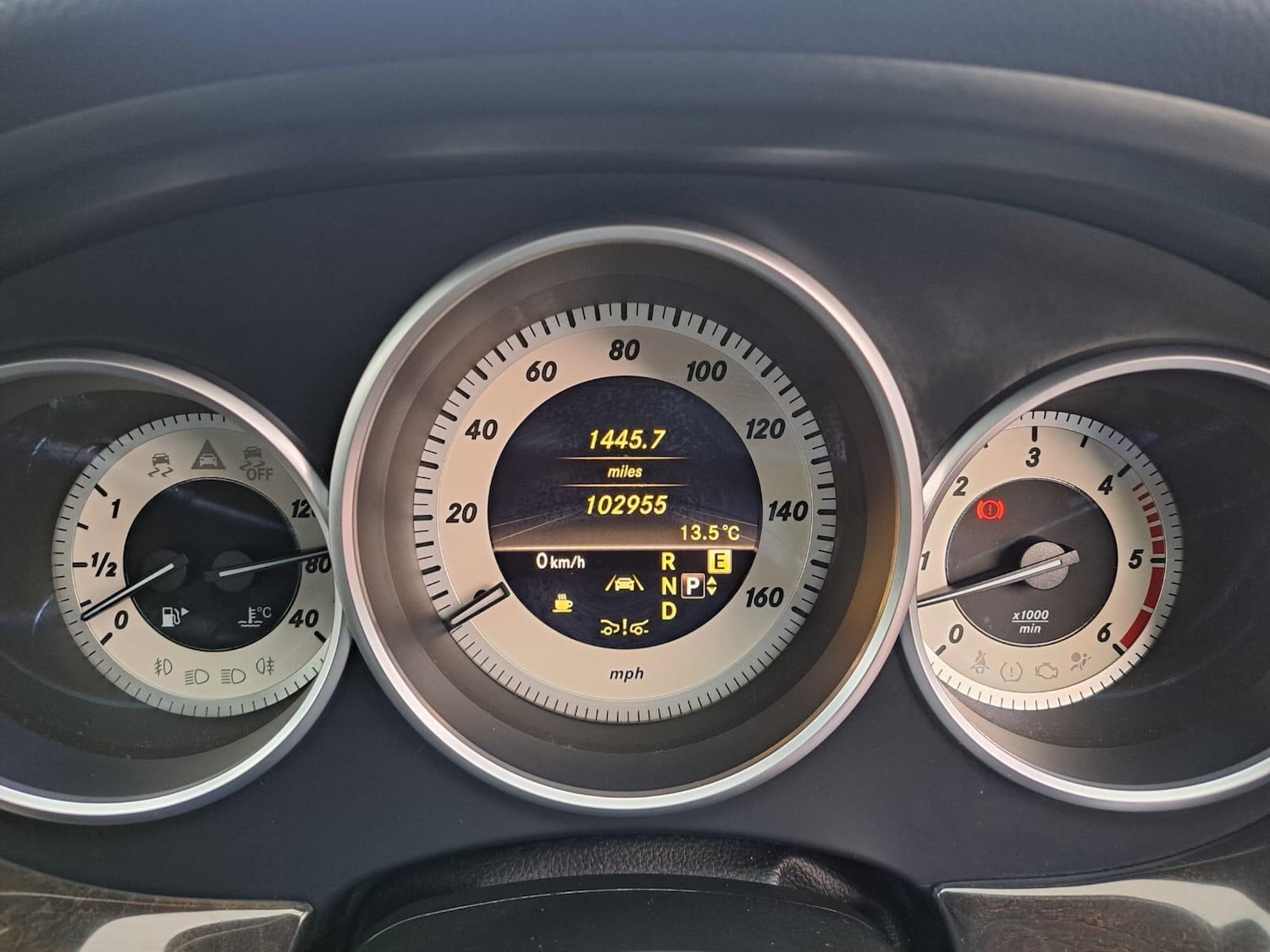 Used Mercedes-Benz CLS 2011 for sale - 76942637: Photo 29