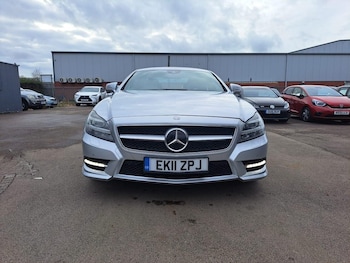 Used Mercedes-Benz CLS 2011 for sale - 76942637: Photo