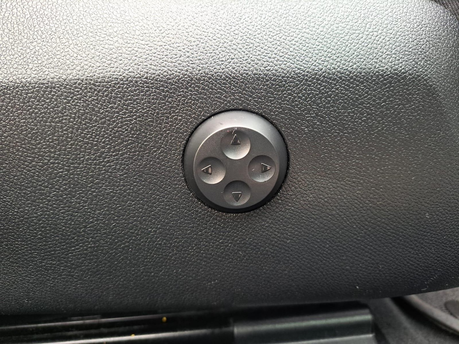 Used Mercedes-Benz CLS 2011 for sale - 76942637: Photo 60