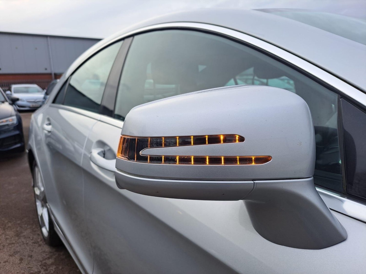 Used Mercedes-Benz CLS 2011 for sale - 76942637: Photo 77