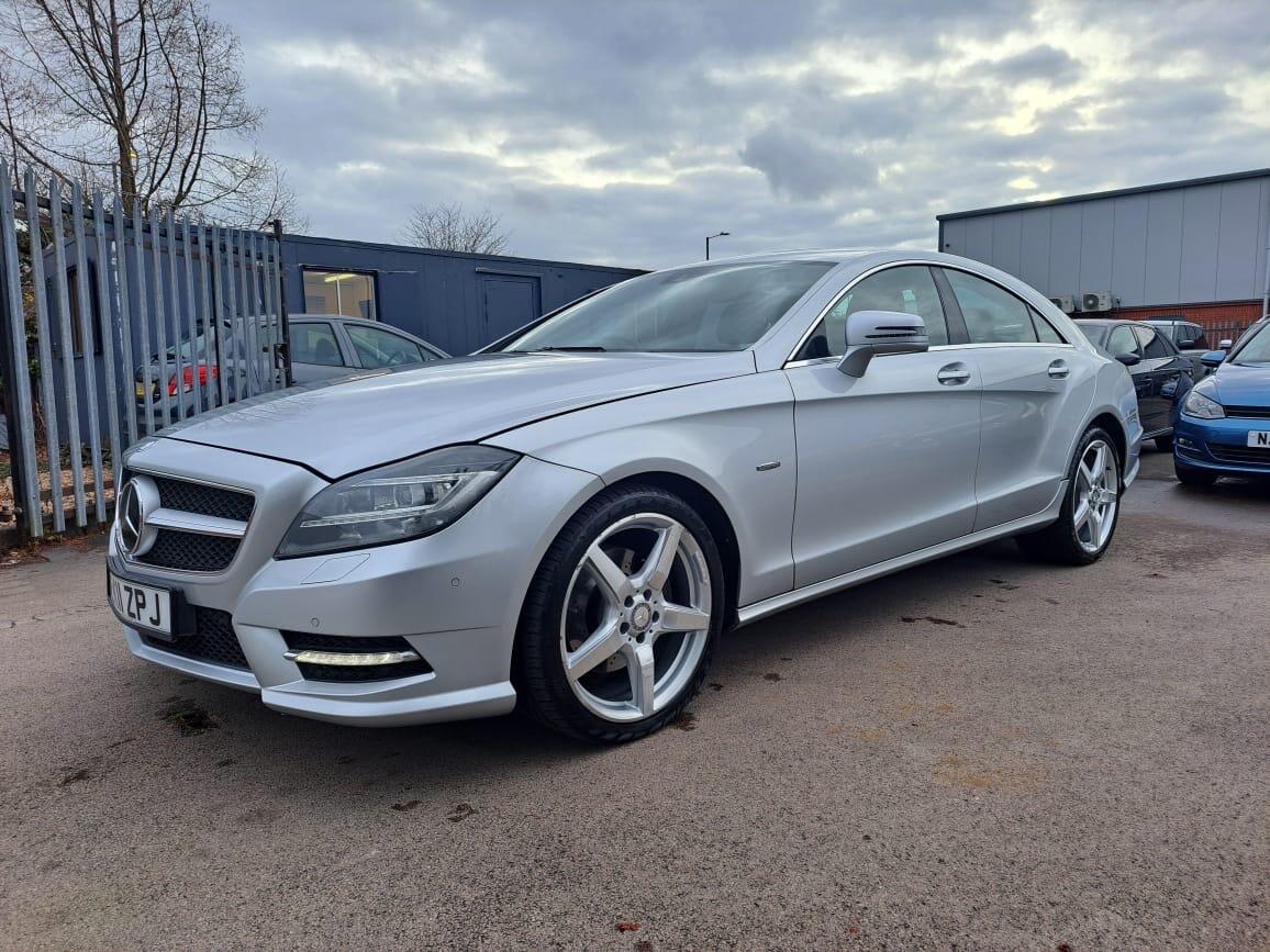 Used Mercedes-Benz CLS 2011 for sale - 76942637: Photo 8