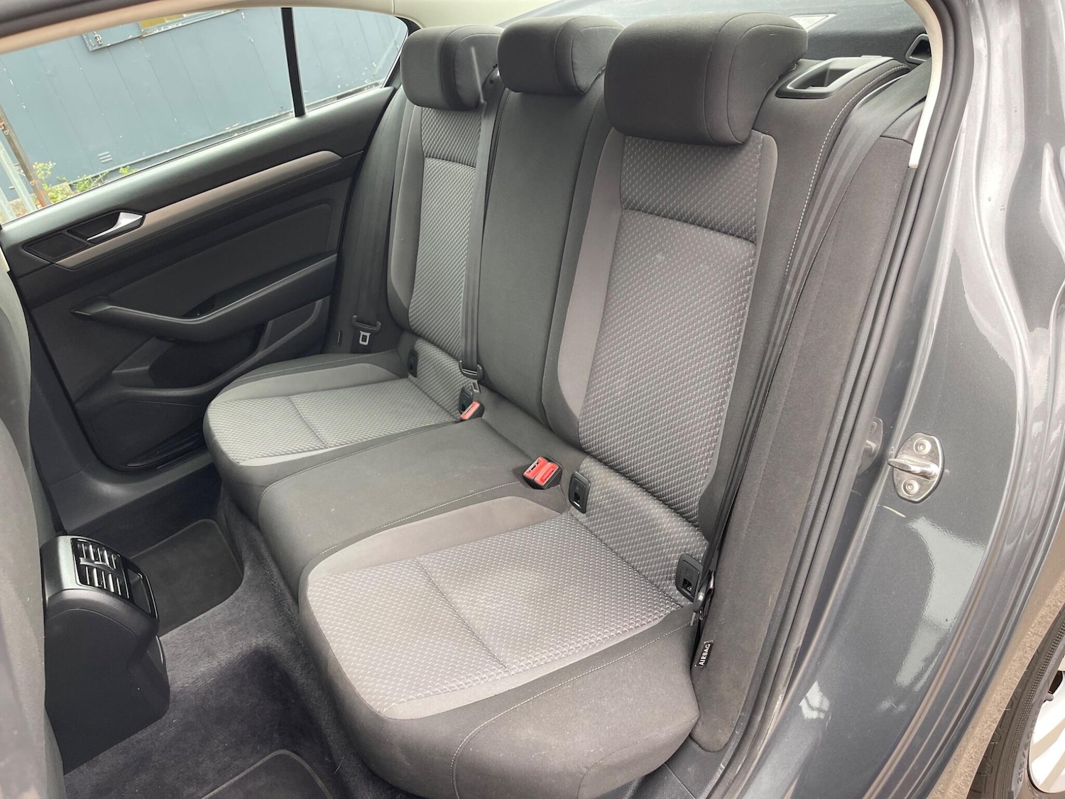 Used Volkswagen Passat 2015 for sale - 76988850: Photo 21