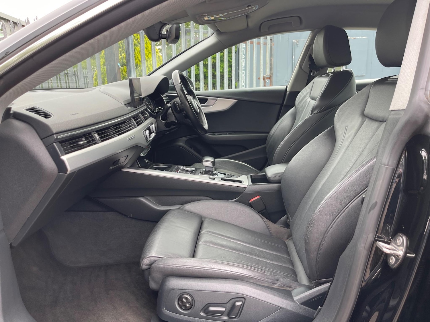 Used Audi A5 2017 for sale - 76549350: Photo 17