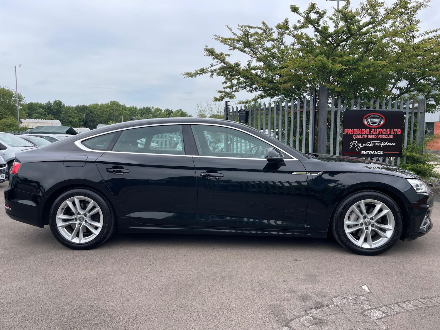 Used Audi A5 2017 for sale - 76549350: Photo 3