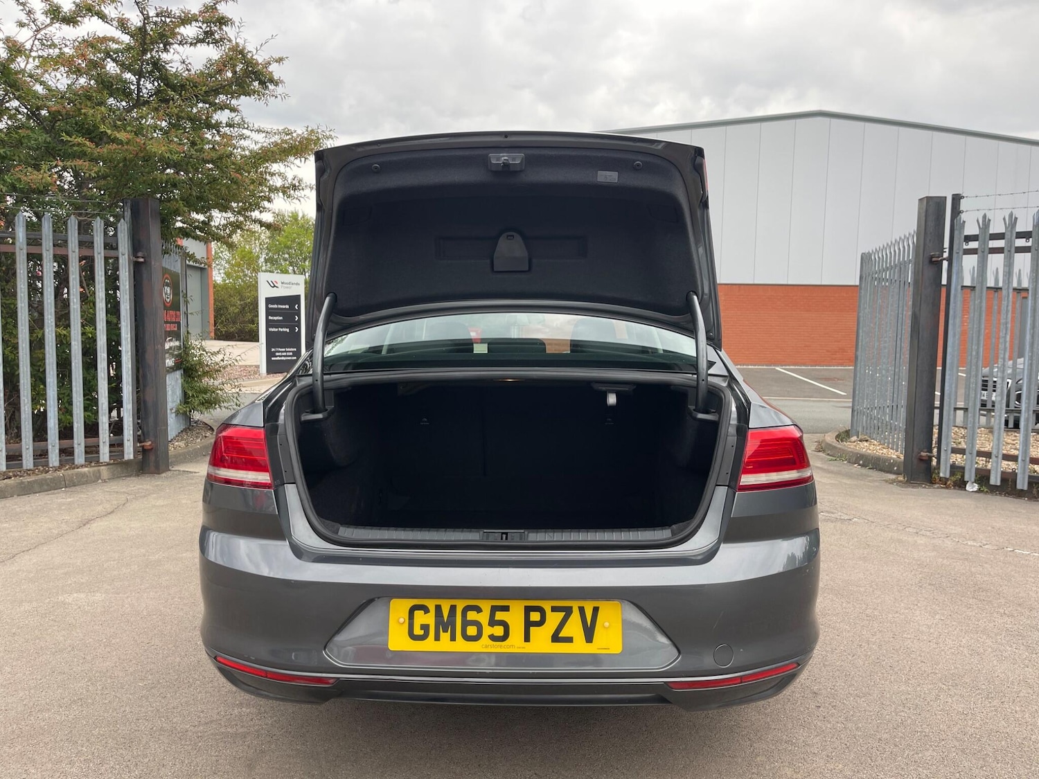 Used Volkswagen Passat 2015 for sale - 75989974: Photo 65