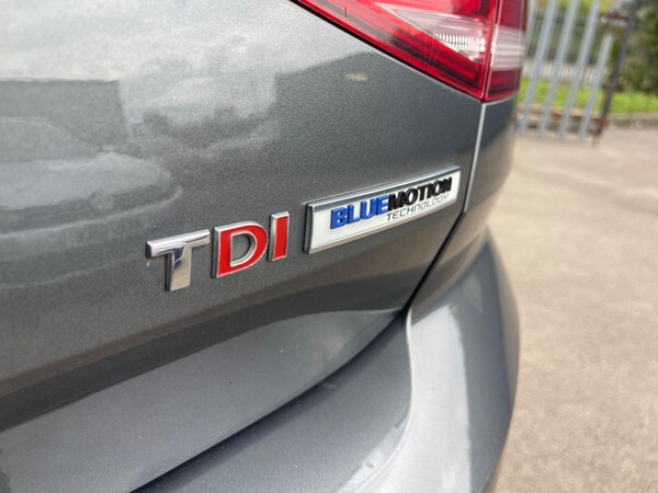 Used Volkswagen Passat 2015 for sale - 75989974: Photo 75