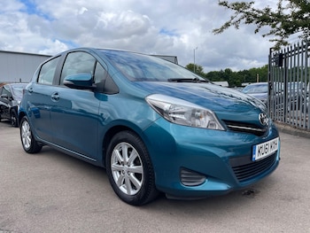 Toyota - Yaris