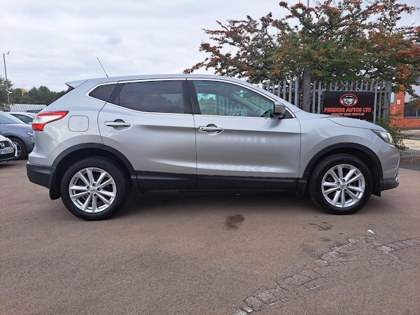 Used Nissan Qashqai 2014 for sale - 76314736: Photo 3