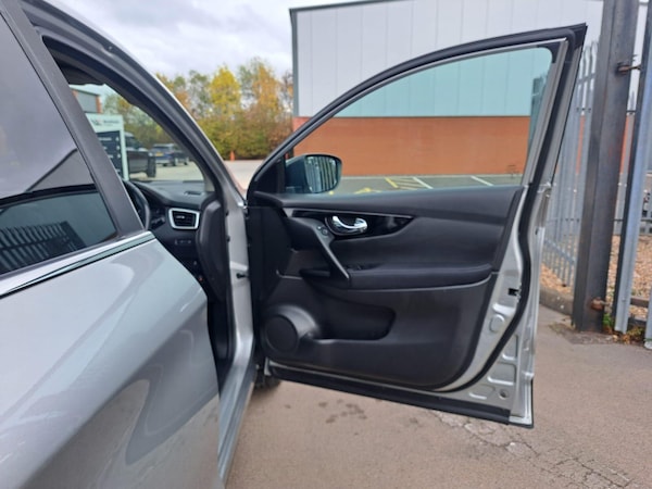 Used Nissan Qashqai 2014 for sale - 76314736: Photo 52