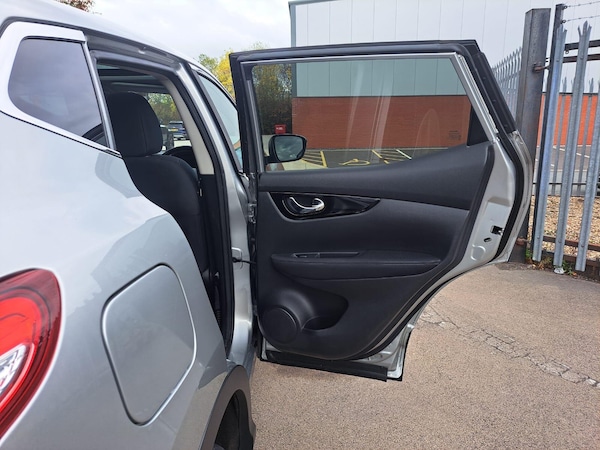 Used Nissan Qashqai 2014 for sale - 76314736: Photo 55