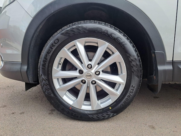 Used Nissan Qashqai 2014 for sale - 76314736: Photo 76