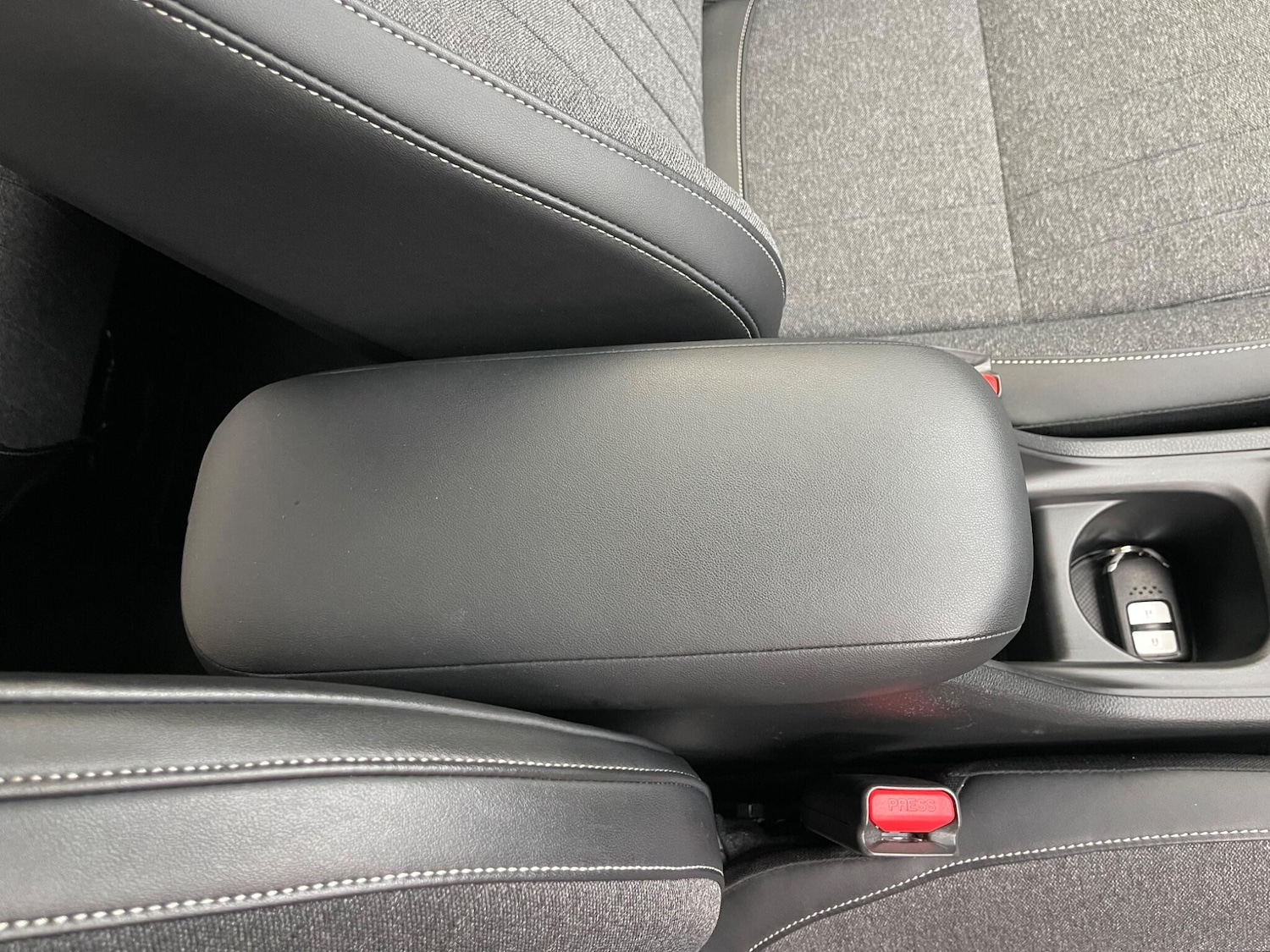 Used Honda Jazz 2021 for sale - 76538136: Photo 61