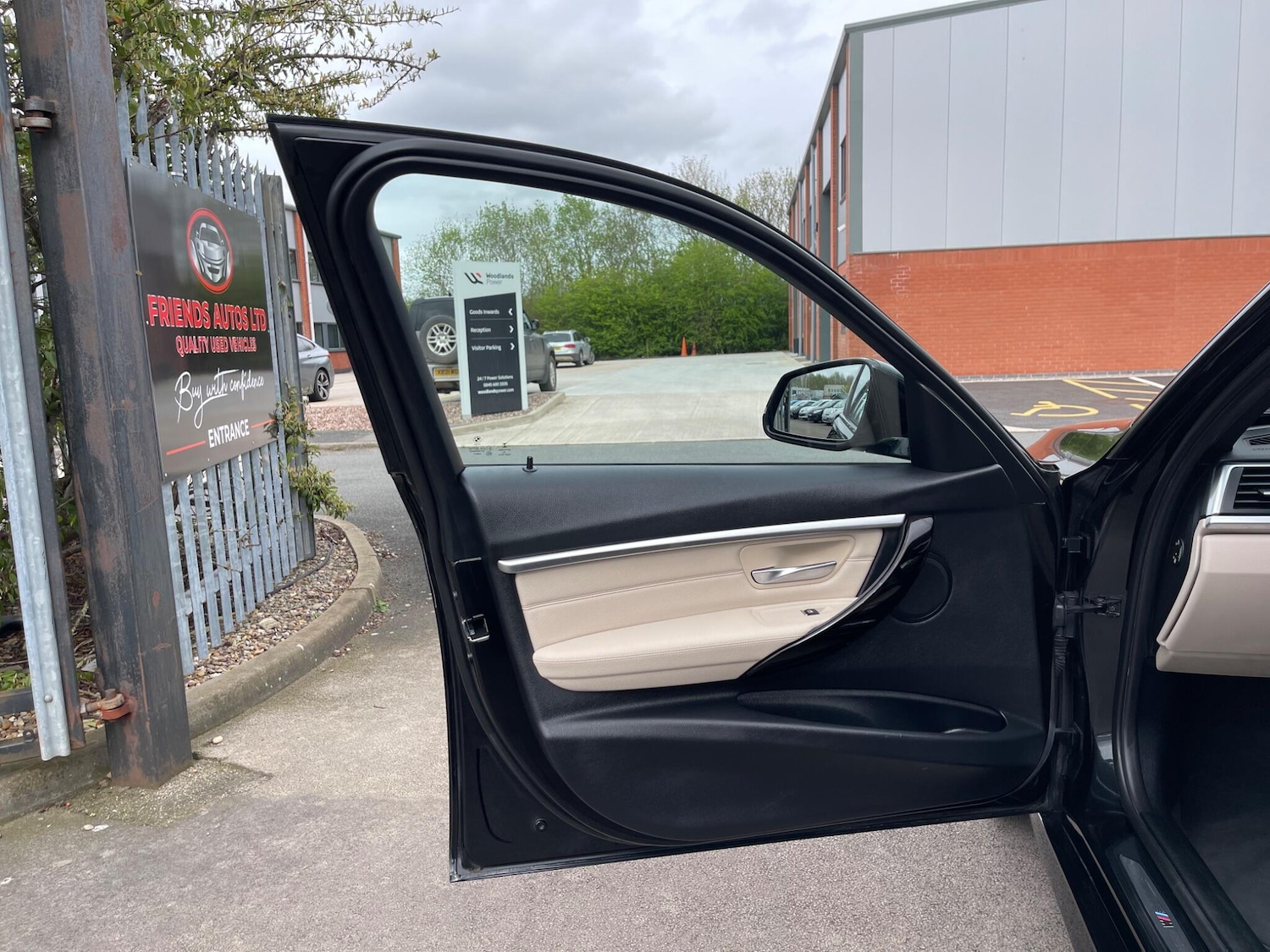 Used BMW 3 Series 2016 for sale - 76371094: Photo 71