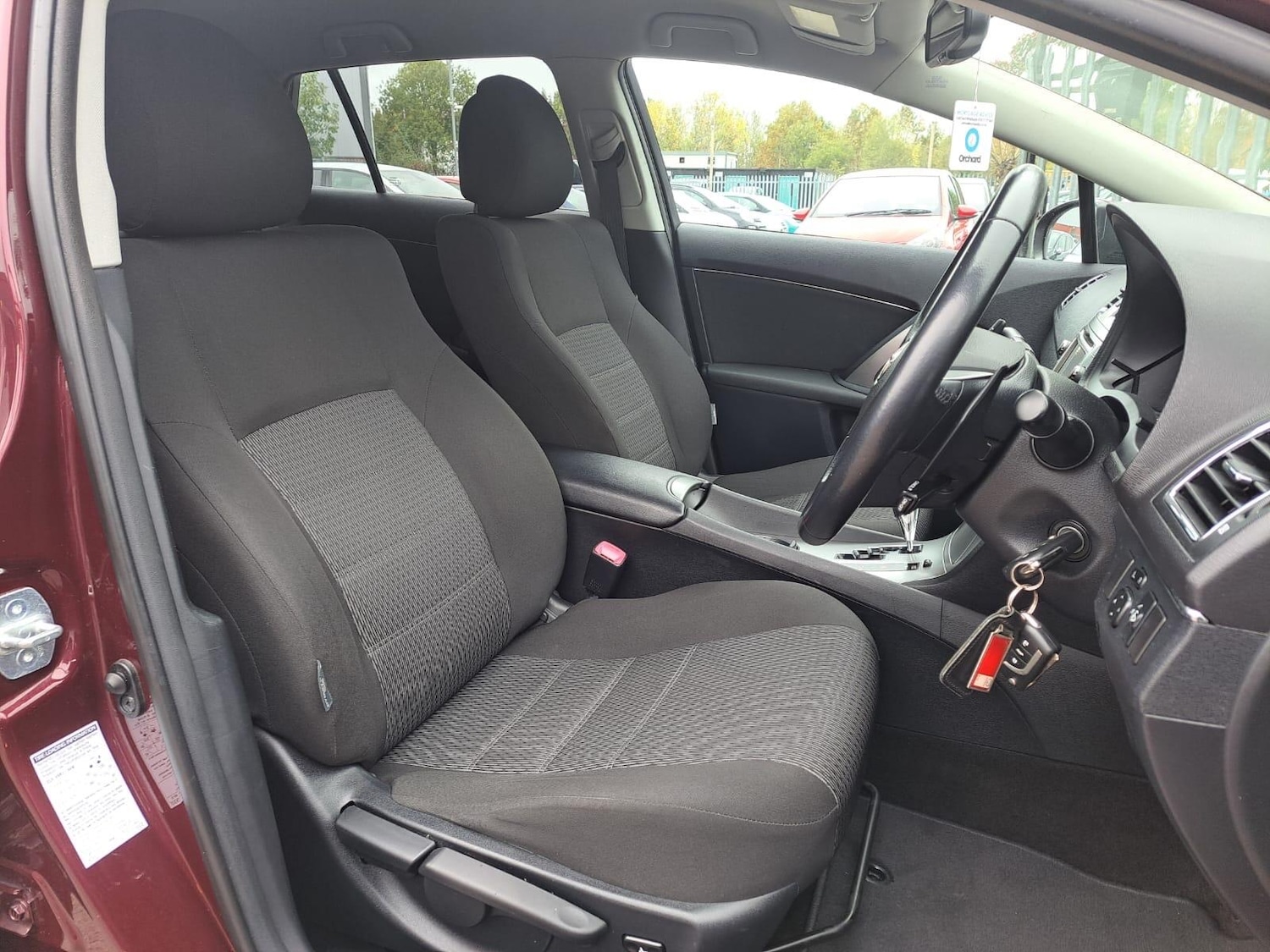 Used Toyota Avensis 2012 for sale - 76380867: Photo 11