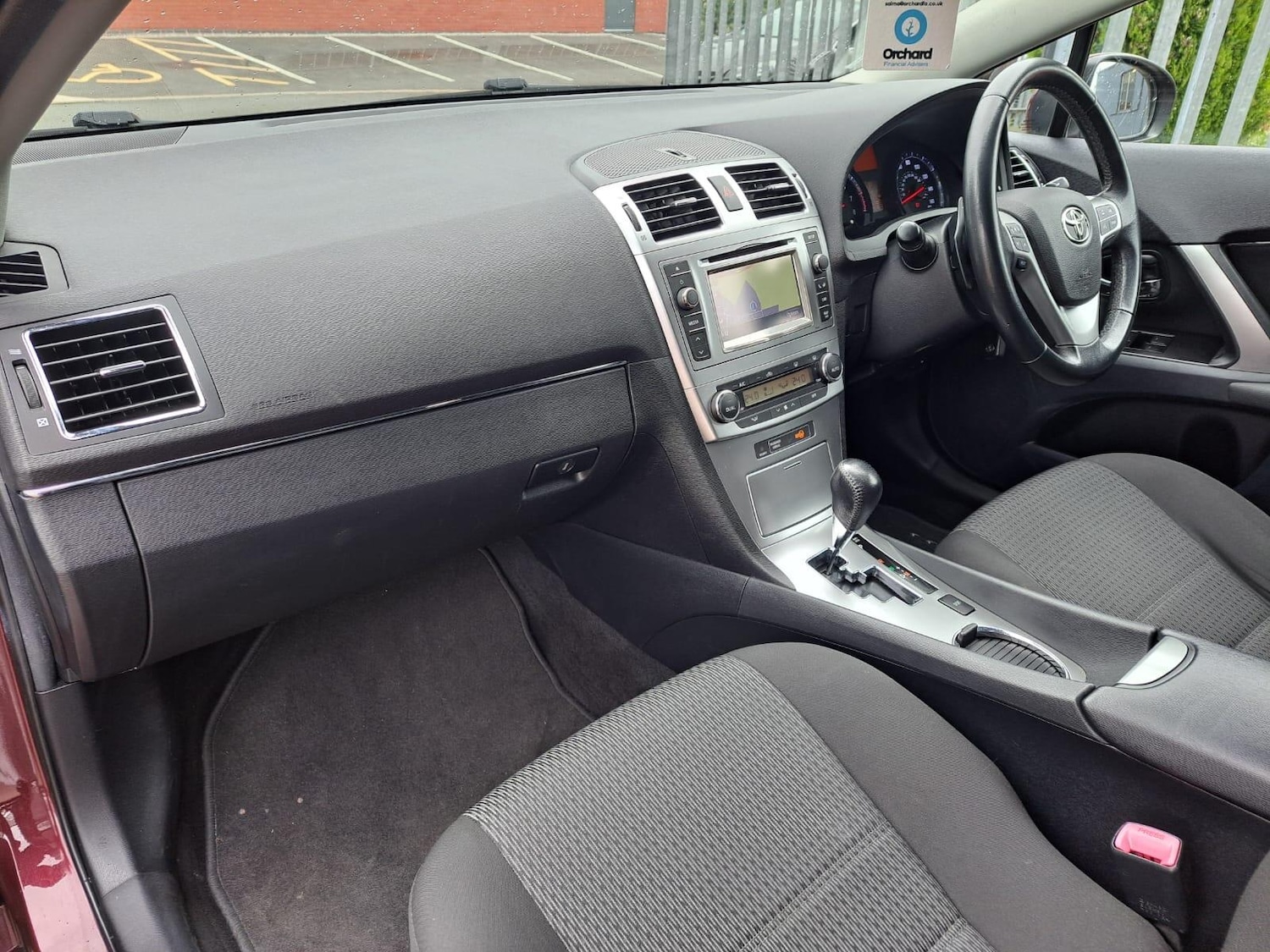 Used Toyota Avensis 2012 for sale - 76380867: Photo 15